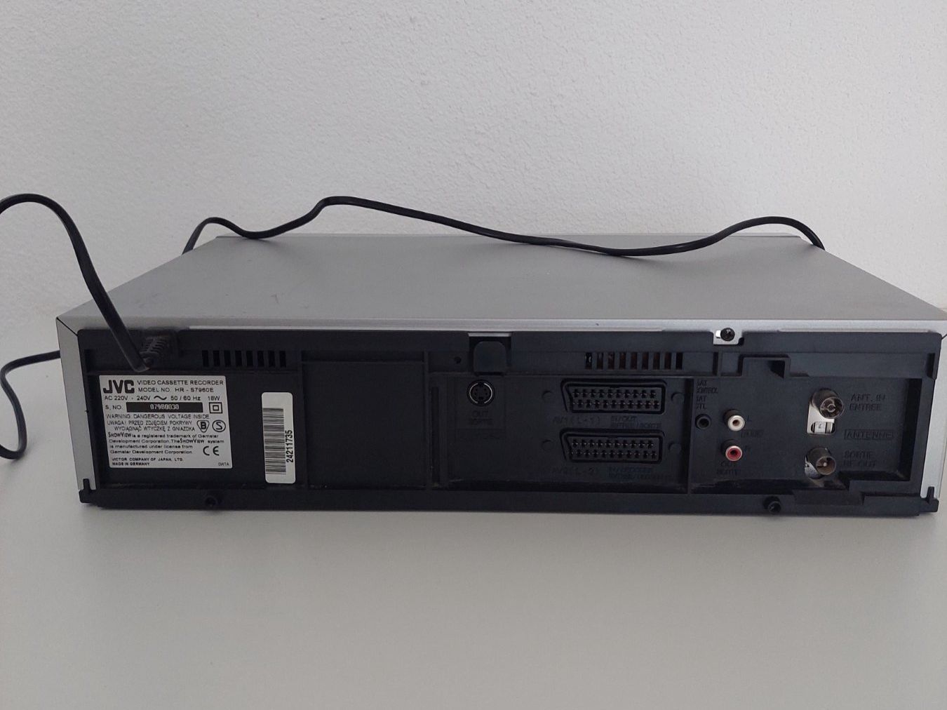JVC Registratori: Videorekorder JVC HR-S7960, VHS – Usato da St.Gallen venduto da Tamal0204 4