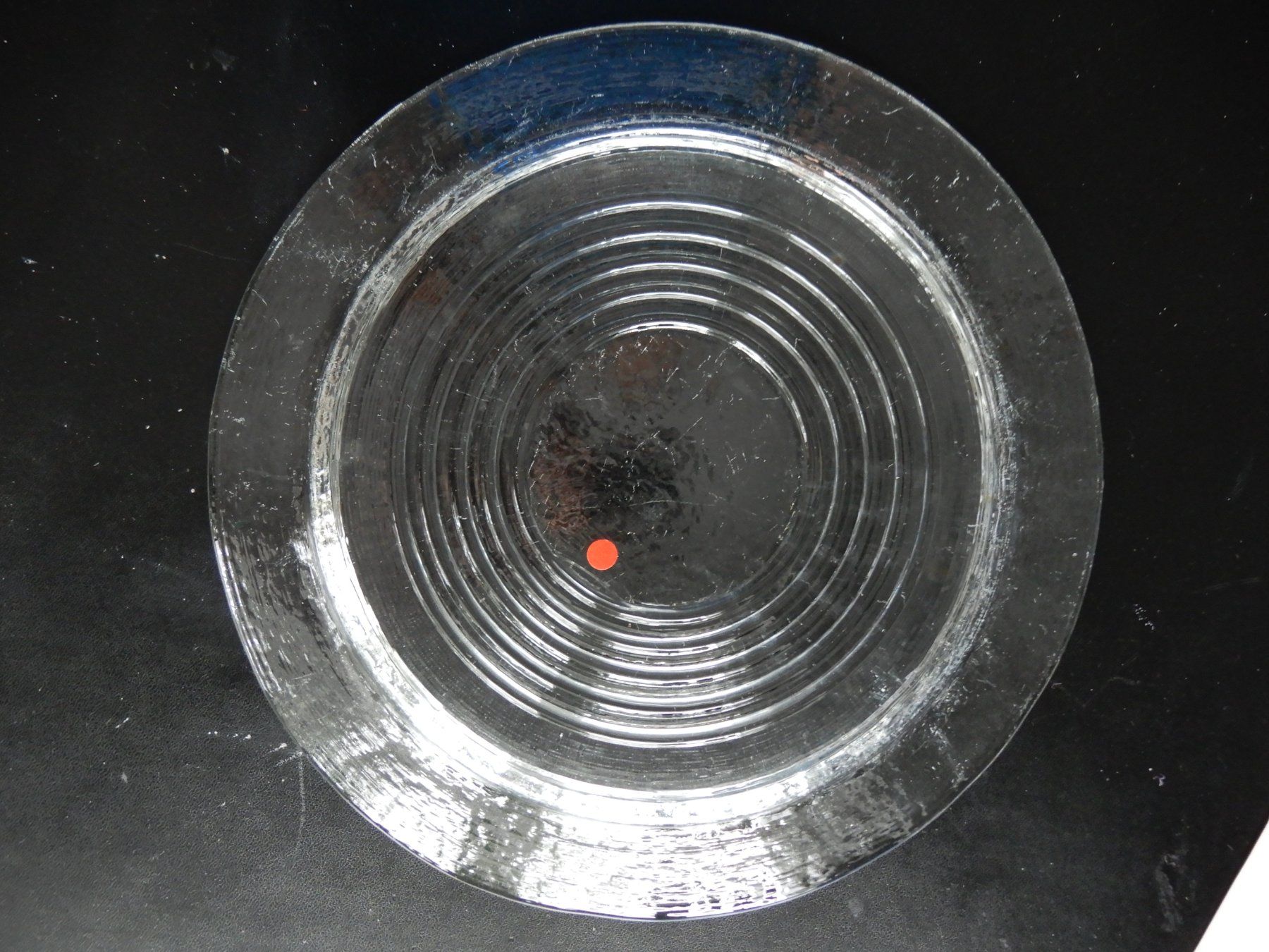 Glasi Hergiswil Teller: Roberto Niederer Glasteller, ca. 26,3 cm Durchmesser – Gebraucht aus Burgdorf von Liss 2