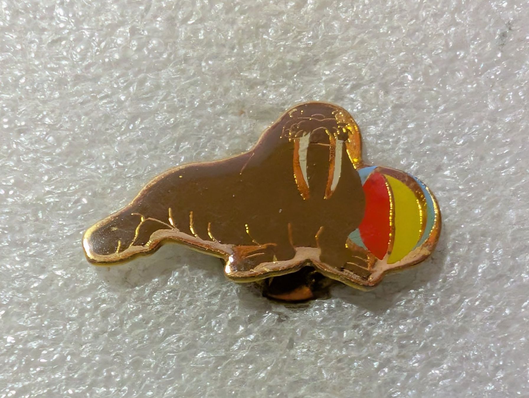 Placchette & Badge: Ansteckpin 140: Walross – Usato da Oppligen venduto da Pin-Fall-Shop