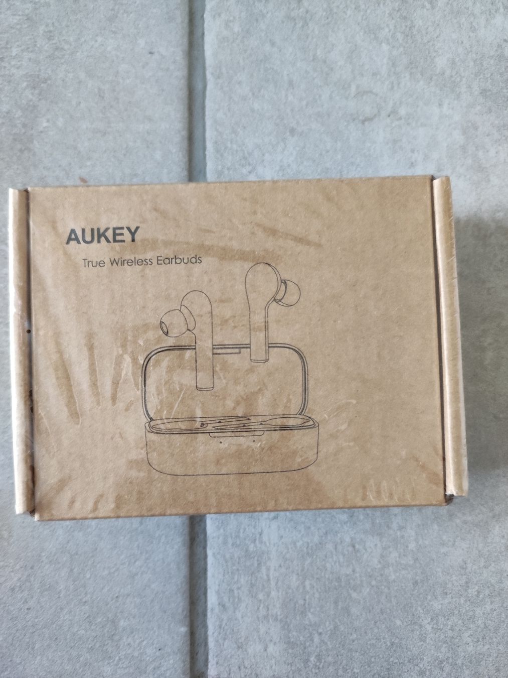 Aukey Cuffie: Aukey True Wireless Earbuds - Originalverpackt! – Usato da Crissier venduto da ref_zxl9