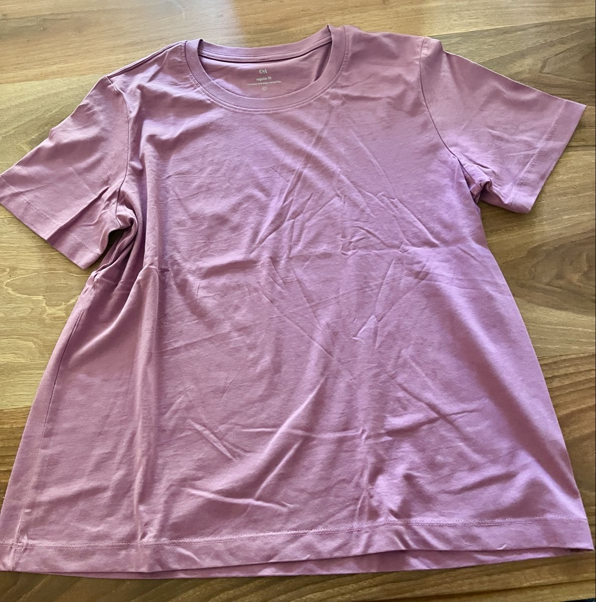 C&A T-shirt: Basic Shirt Flieder neu, L – Nuovo (secondo la descrizione) da Wittenbach venduto da sambuk