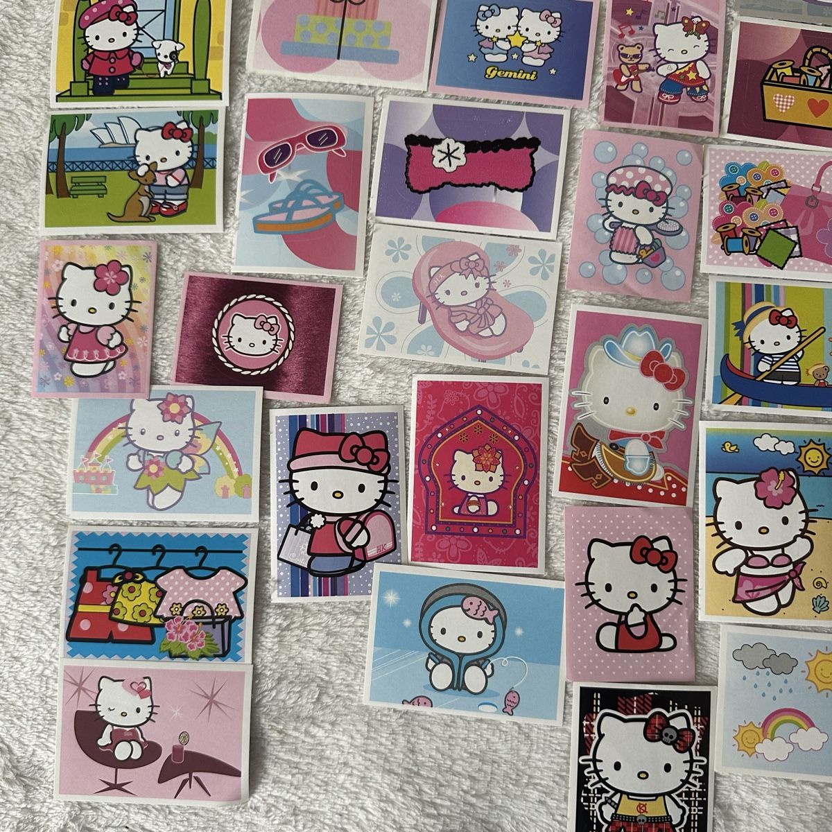 Panini Sammelbilder & Trading cards: Hello Kitty Panini Sammlung 2009-2010 – Gebraucht aus Givisiez von dor_xb9k 1