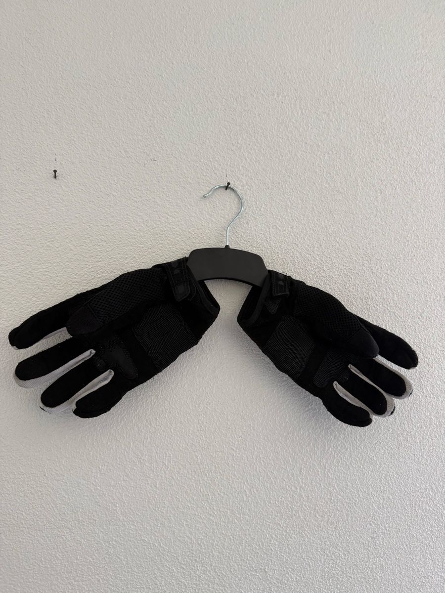 IXS Gants & mitaines : IXS Motorrad Handschuhe – D'occasion à Sempach par pba_9q9n 2