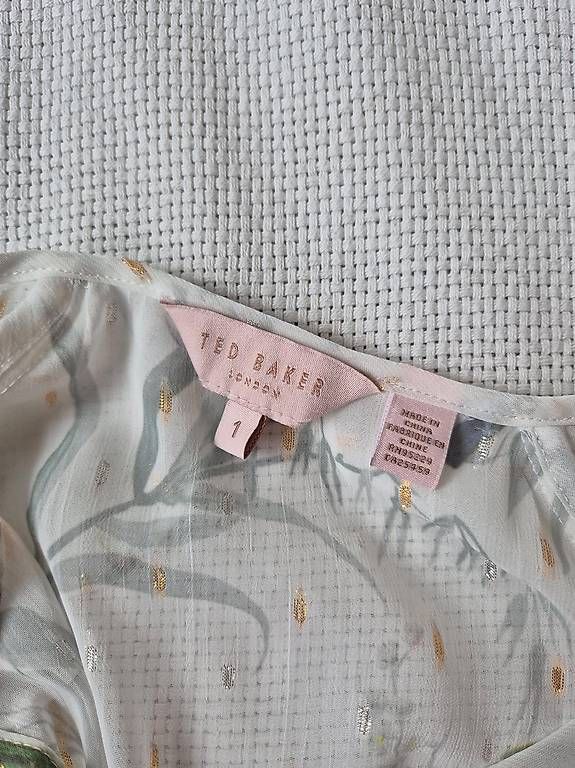 Camicette: Ted Baker Bluse (XS) – Usato da Zug venduto da shoppingqueen10 4