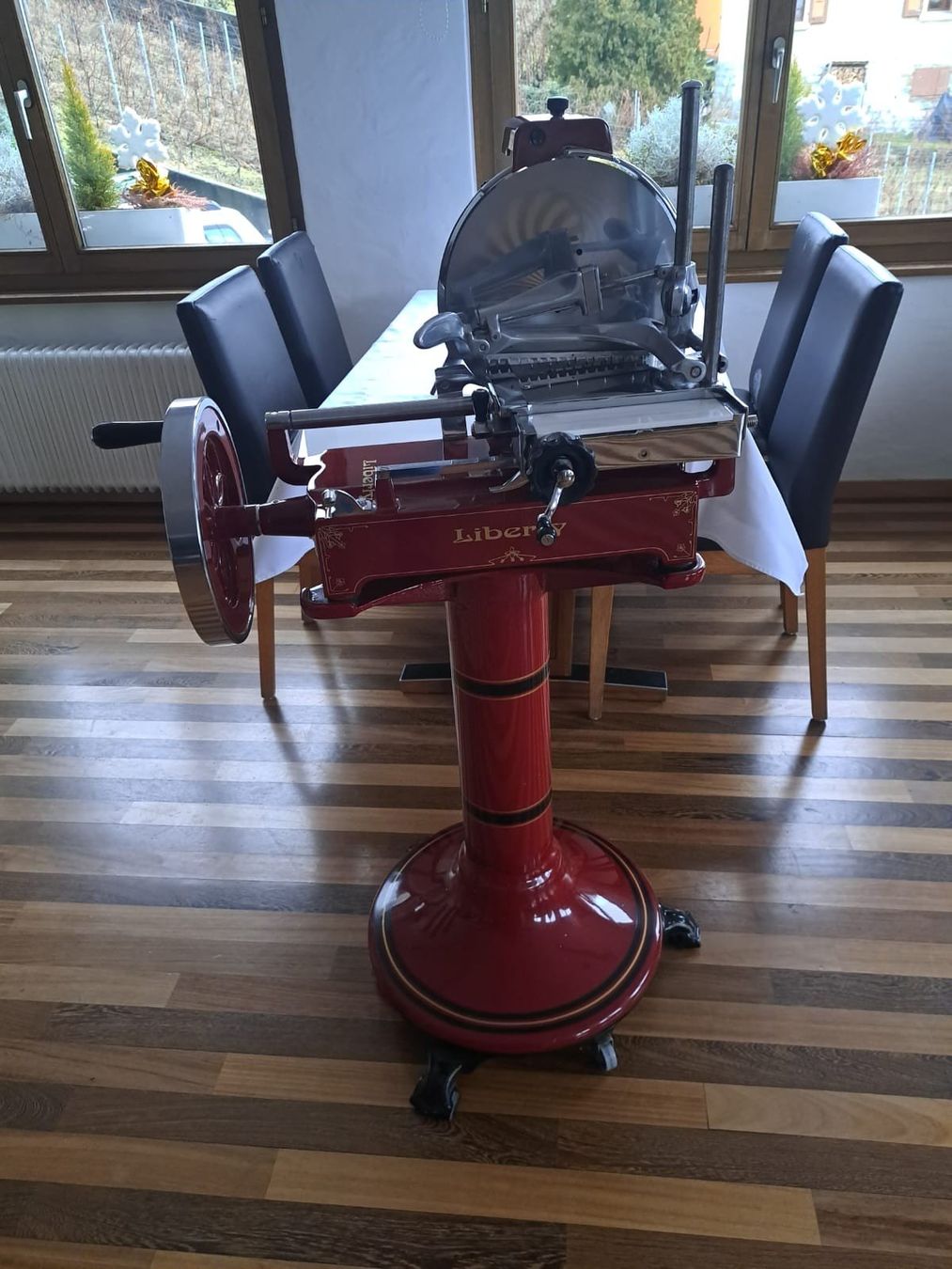 Elettrodomestici da cucina: Schnittmaschine Liberty – Usato da Plasselb venduto da ren_7tzc 2