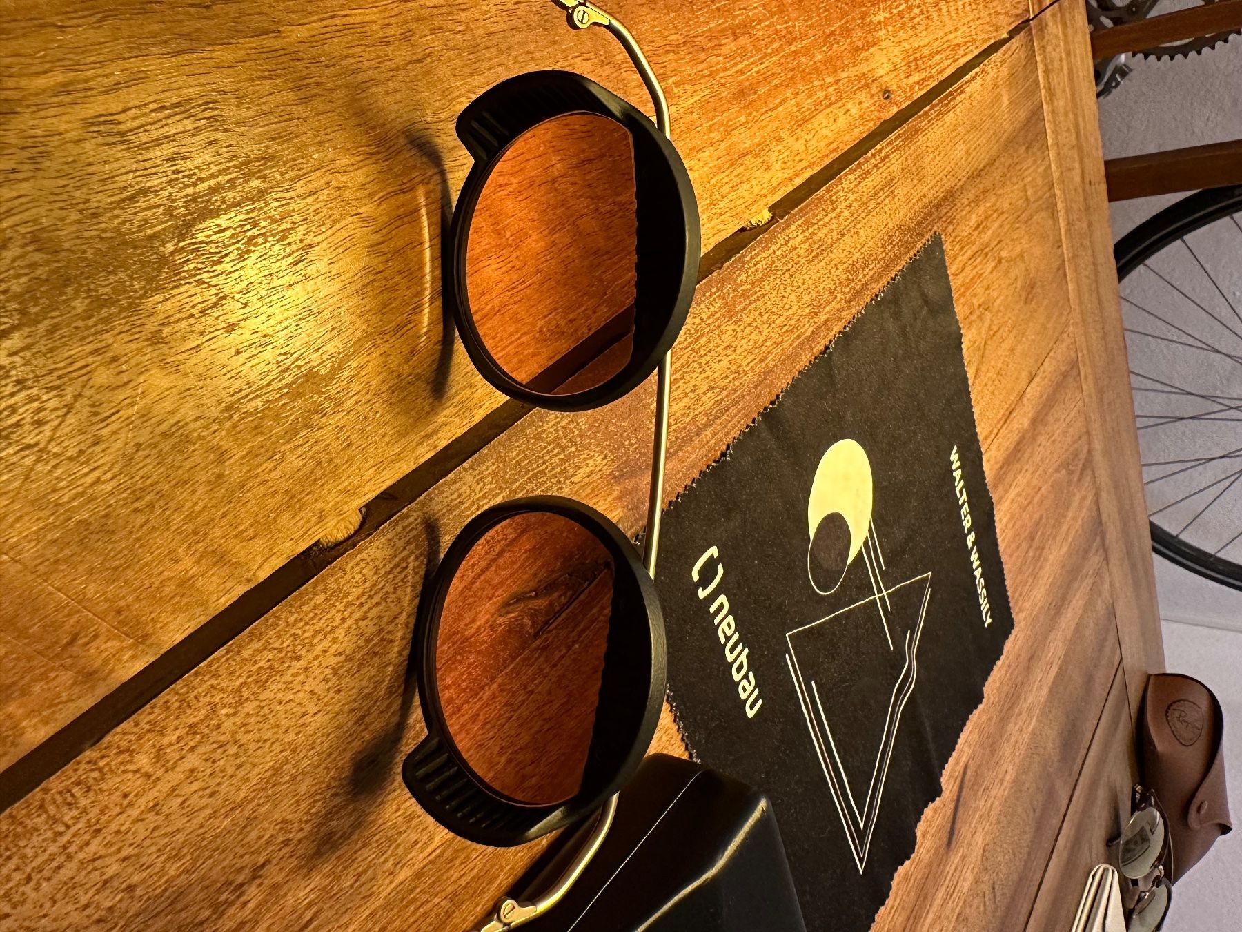 Lunettes & Verres: ORIGINAL "NEUBAU" Sonnenbrille "Walter & Wassily" – Neuf (Voir description) à Solothurn par sabrina.m.solothurn 6