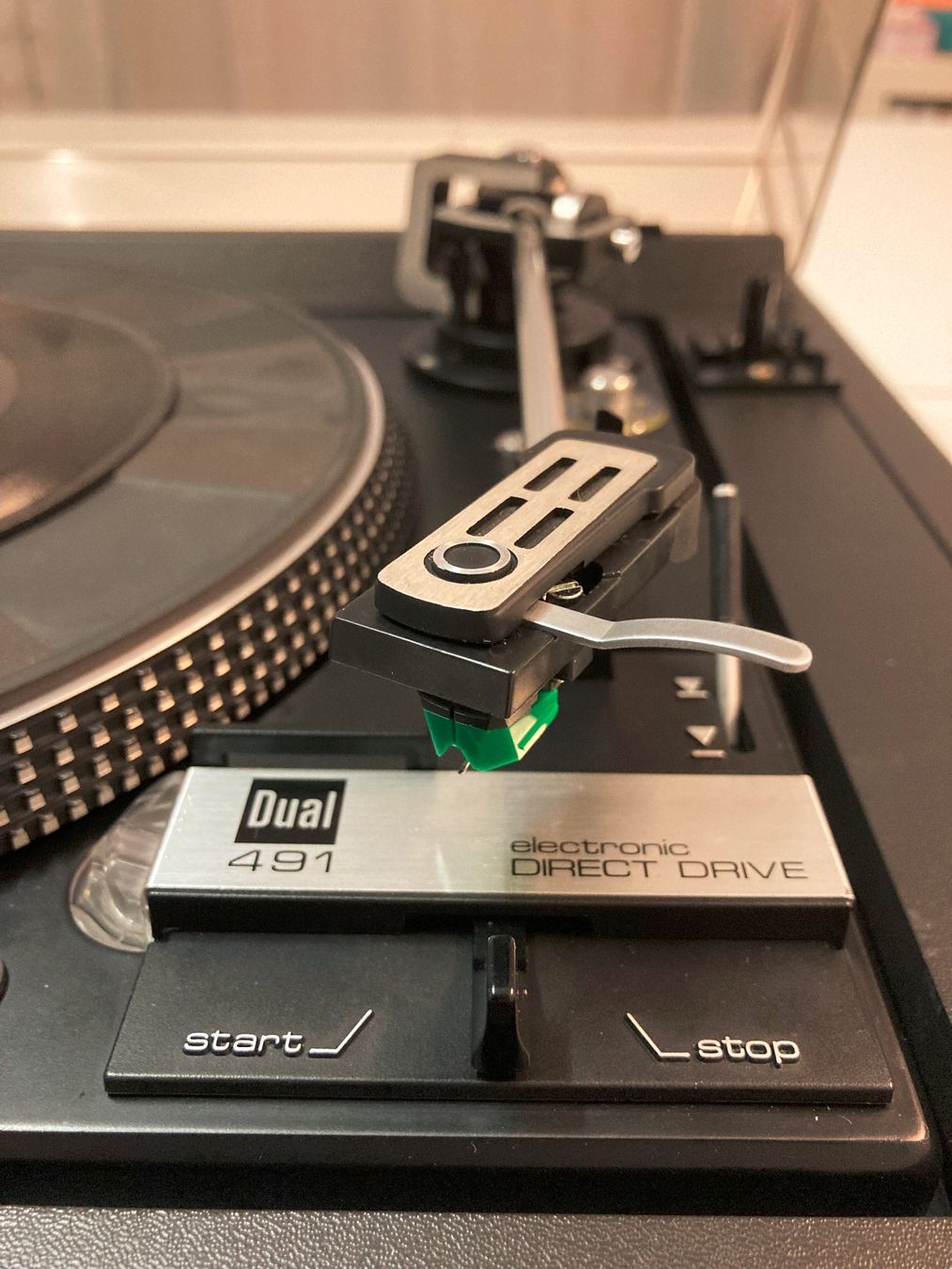 Dual Plattenspieler: DUAL CS 491 Direct Drive + NEW AUDIO-TECHNICA VM95E – Gebraucht aus Bussigny von ReconditionIng 6