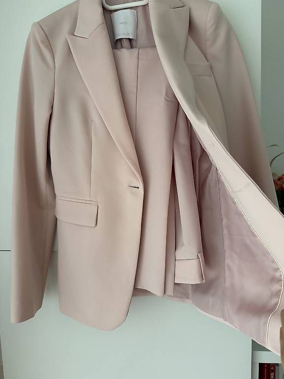 Anzüge & Kostüme: Anzugsset Mango Rosa Grösse 32 – Gebraucht aus Steffisburg von mde_sf5x 1