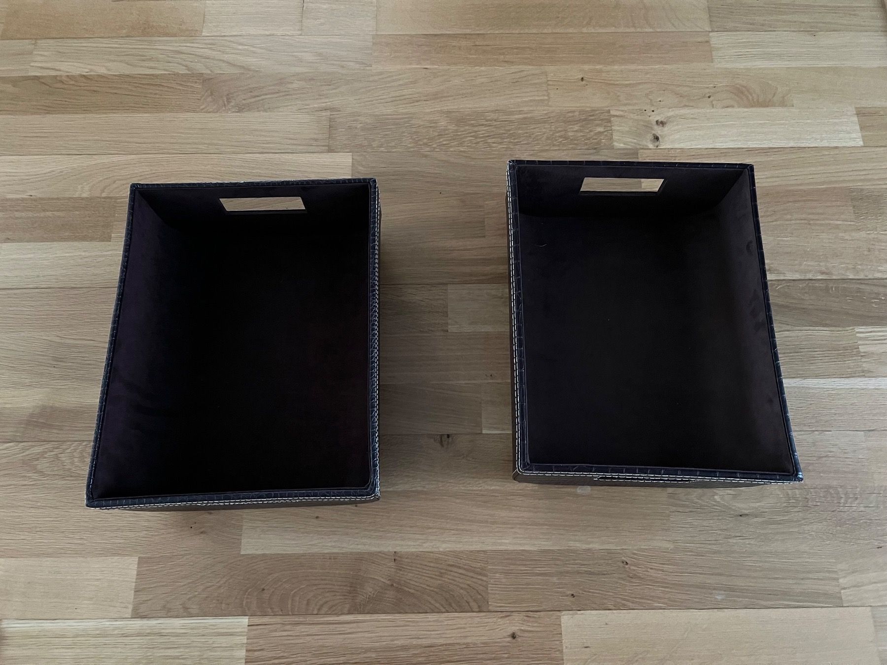 Contenitori & Simili: 2x Aufbewahrungsboxen Elegant – Usato da Stäfa venduto da PatrickOO7