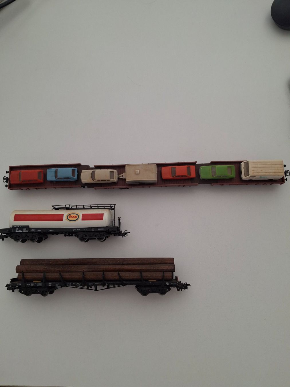 Märklin Modelleisenbahnen: Set mit 3 grossen Märklin H0 Containerwagen – Gebraucht aus Dietikon von Hwengi