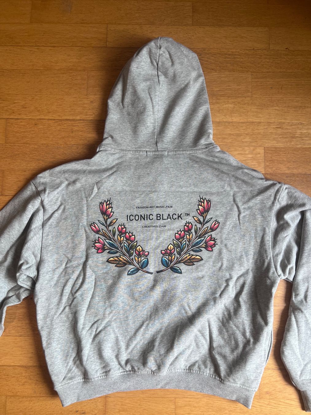Pullover & Sweatshirts: Iconic Black Grey Hoodie – Neu (gemäss Beschreibung) aus Zürich von John_777 3