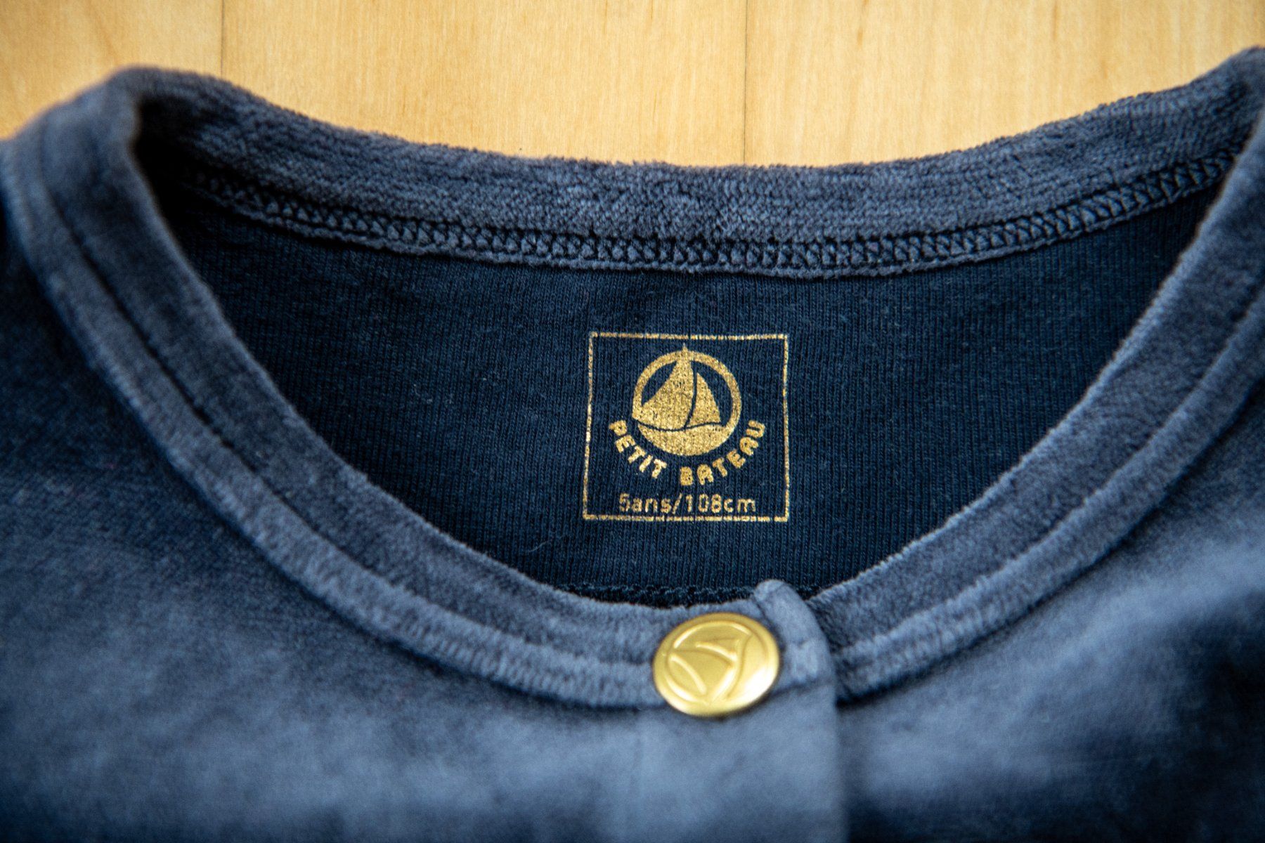 Petit Bateau Pullover & Sweatshirts: Cardigan von Petit Bateau, Gr. 108 – Gebraucht aus Meilen von luca70 1