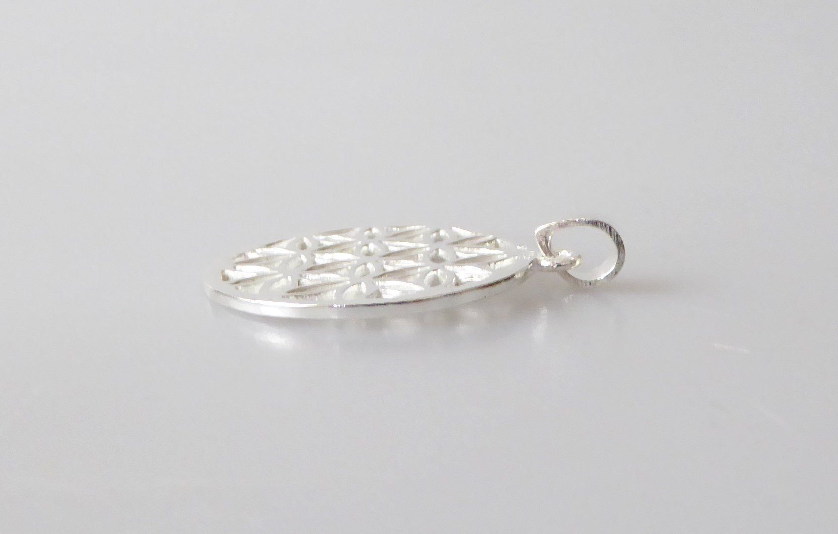 Anhänger: Silber-Anhänger - Blume des Lebens – Neu und originalverpackt aus Mauren von Yeelen 1