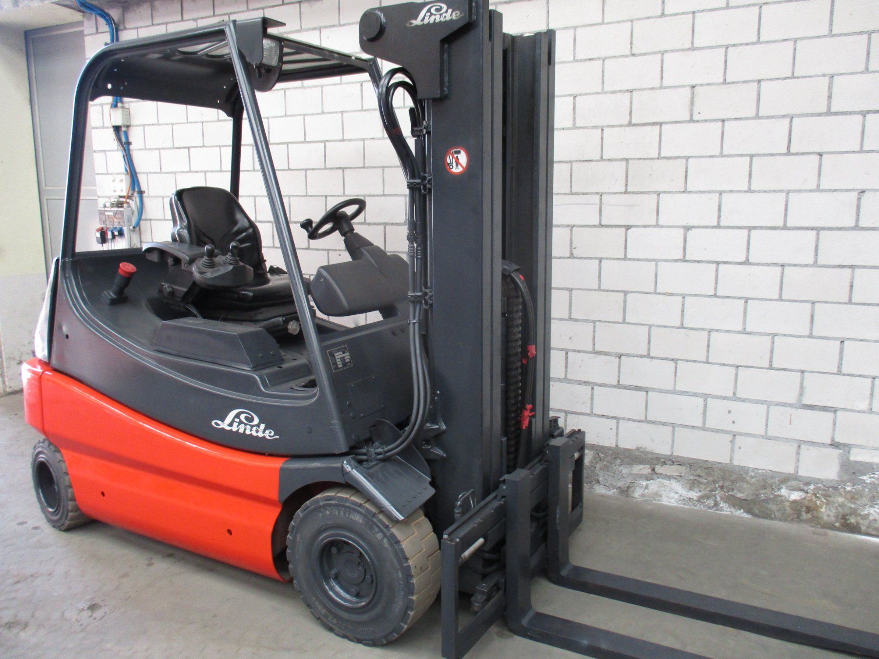 Linde Carrelli elevatori e a forche: STAPLER LINDE E25 ELEKTRO GABELSTAPLER 4,25m Hubhöhe – Usato da Seon venduto da zomahandel 7