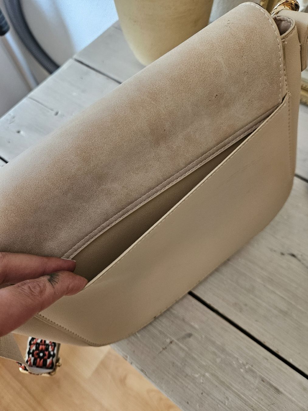 Borse da donna: Beige Expatrié Umhängetasche – Usato da Brig venduto da SarahsWardrobe 7