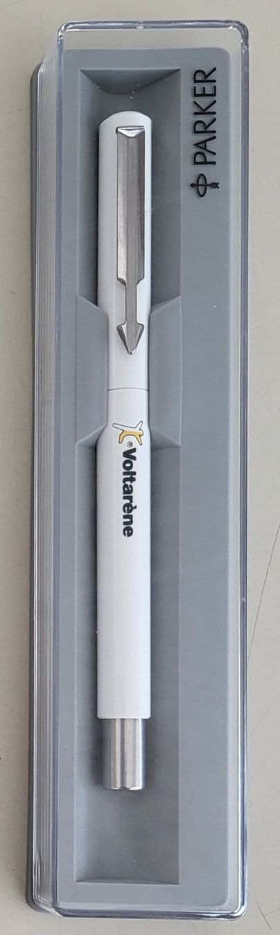 Parker Penna & Evidenziatori: Parker Vector Rollerball 0.8 mm con logo Voltarène – Nuovo e nell'imballaggio originale da Castione venduto da Argi_R 1