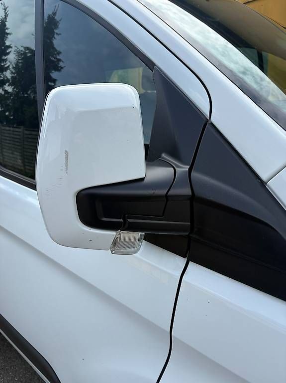 Nutzfahrzeuge: Transit Custom L2H1 170 PS – Gebraucht aus Wangen b. Olten von Hba2 9