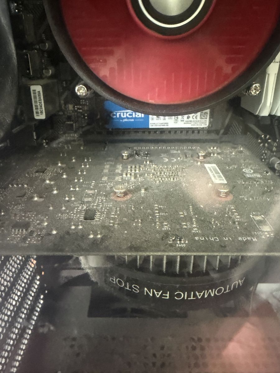 PC: NZXT gebrauchter Pc  – Usato da Zürich venduto da papaplatte 8