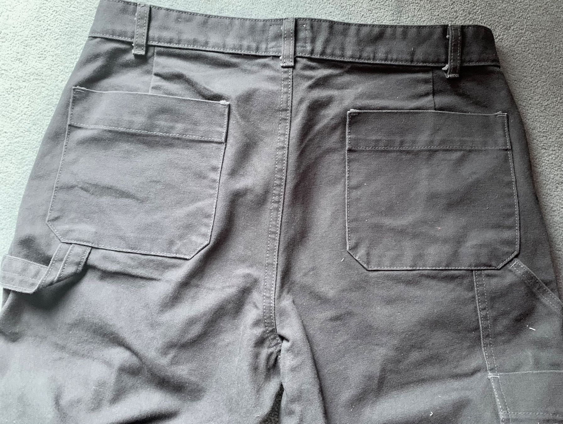 North Face Pantaloni: The North Face Cargo-Hose Gr.42, dunkelblau – Usato da Wiesendangen venduto da Babalegi 5