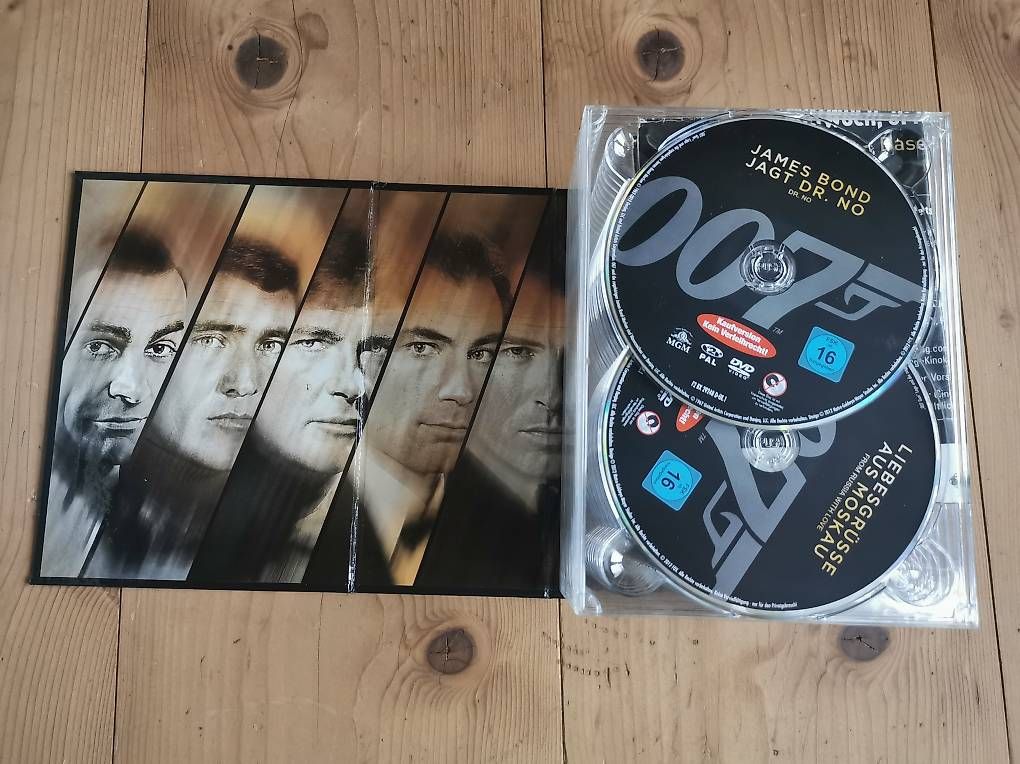 Tutti i DVDs: Die Jubiläums-Collection Bond 007 – Usato da Dürnten venduto da dan_g5zw 2