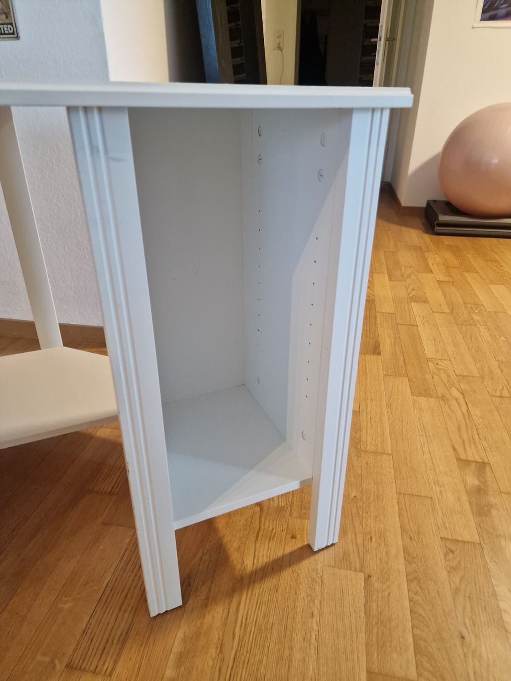 Ikea Scrivanie: Brusali-Schreibtisch – Usato da Oberengstringen venduto da gre_7wv8 4