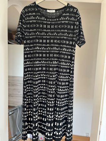 Robe d'été Max Mara, noire et blanche, taille 40, neuf