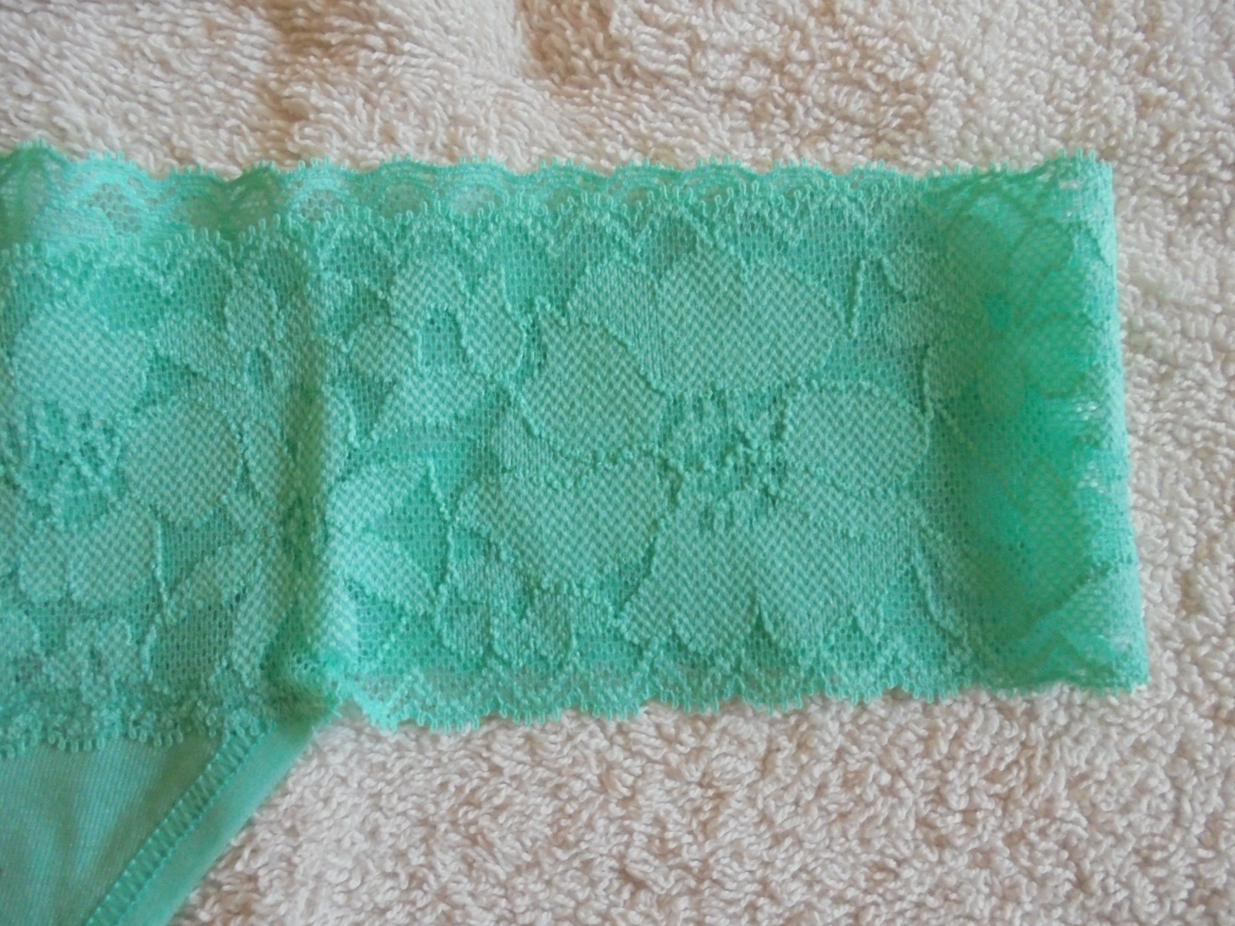 Victoria's Secret Sonstige Unterwäsche: VICTORIA'S SECRET THONG, S, NEU – Neu und originalverpackt aus Aarau Rohr von PinkSchwein 2