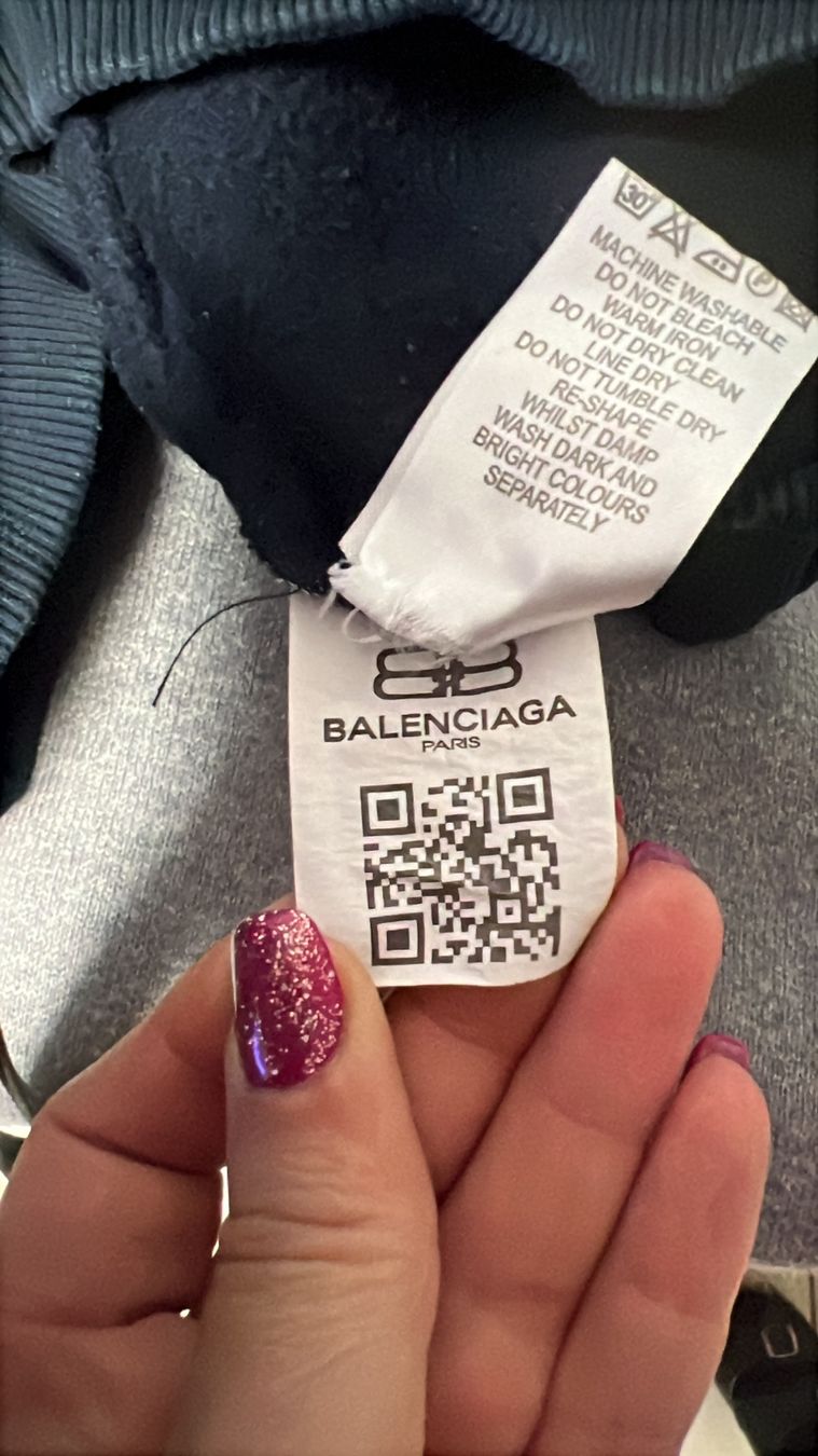 Balenciaga Maglioni & Felpe: Balenciaga Pullover Gr. M – Usato da Münchenbuchsee venduto da dani1113 3