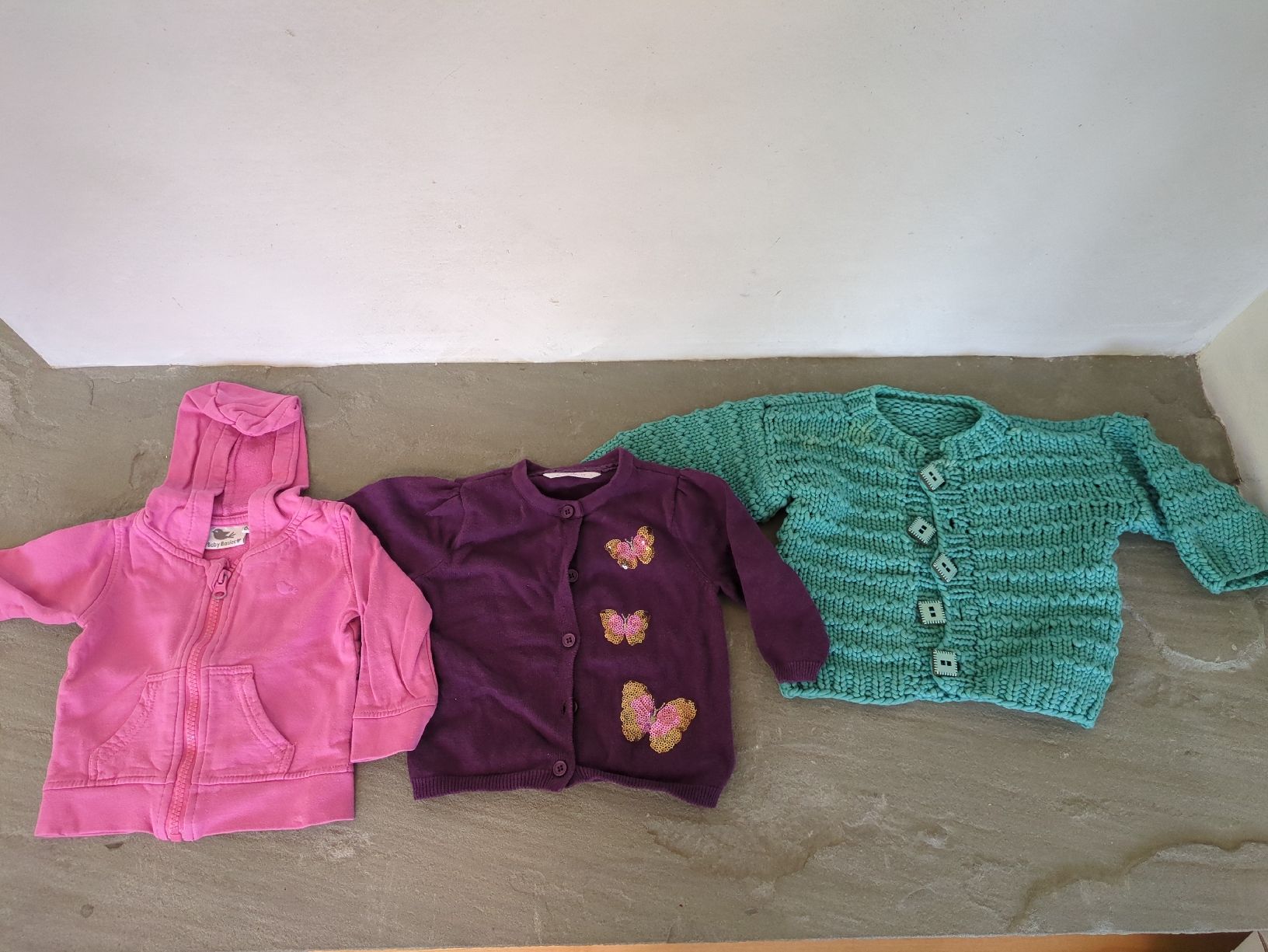 Lotti & Set di vestiti: grosses Kleiderpaket Gr. 68 – Usato da Oberhelfenschwil venduto da Tattar 2