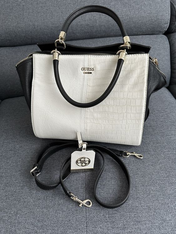 Guess Taschen für Damen: Guess Handtasche klein – Neu (gemäss Beschreibung) aus Fahrwangen von Hoschy71