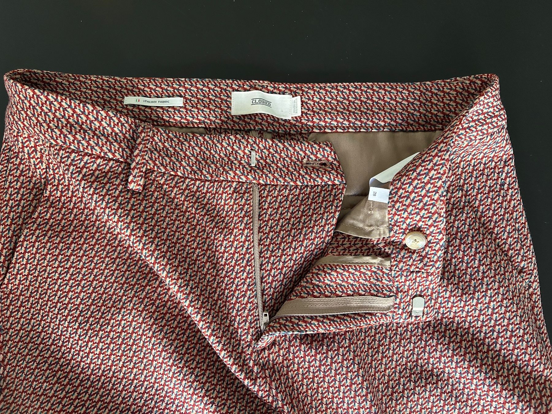 Closed Pantaloni: CLOSED Stewart Hose - Gr. 28 – Nuovo (secondo la descrizione) da Zürich venduto da jules0511 9