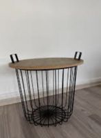 Metallkorb Beistelltisch mit Holzdeckel, modern & praktisch