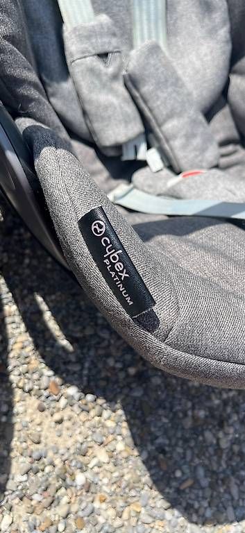 Cybex Seggiolini per auto: Cybex Station & Babyschale – Usato da Schaffhausen venduto da MichelleNiedermann 1