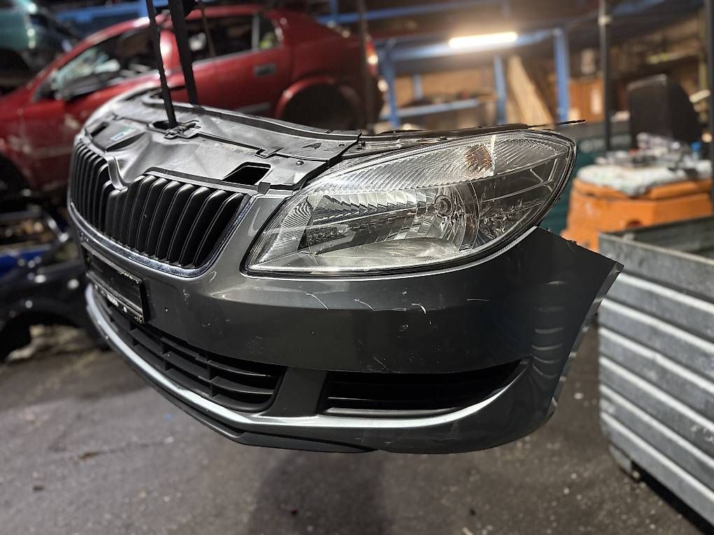 Tutti pezzi di ricambio auto: Skoda Fabia  Front komplett  – Usato da Udligenswil venduto da Sch2s 2