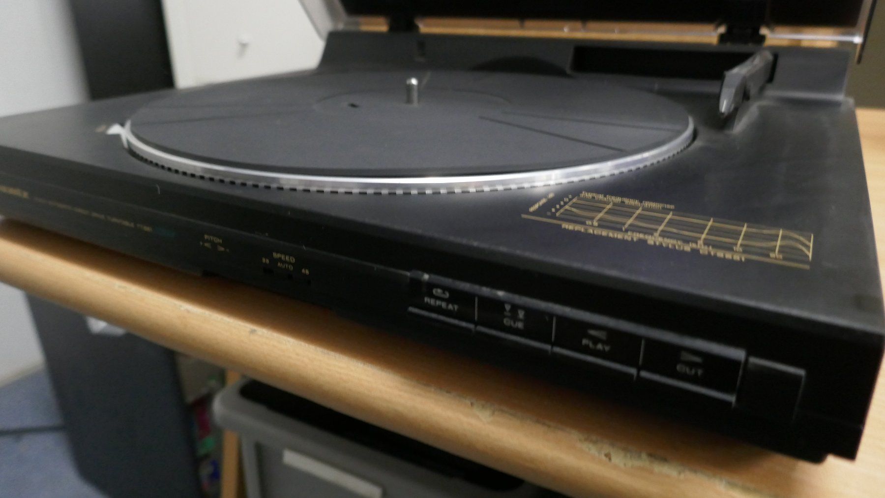 Marantz Giradischi: Marantz TT551 Plattenspieler – Usato da Wenslingen venduto da FairlightCMI 5
