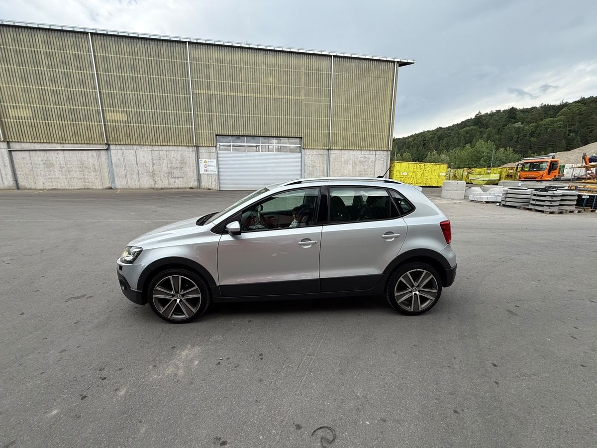 VW Automobili: VW polo Cr 1.2 TSI – Usato da Bülach venduto da muh_py6b 1