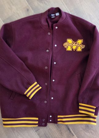 Coole College Jacke im Herbst Look, Grösse S