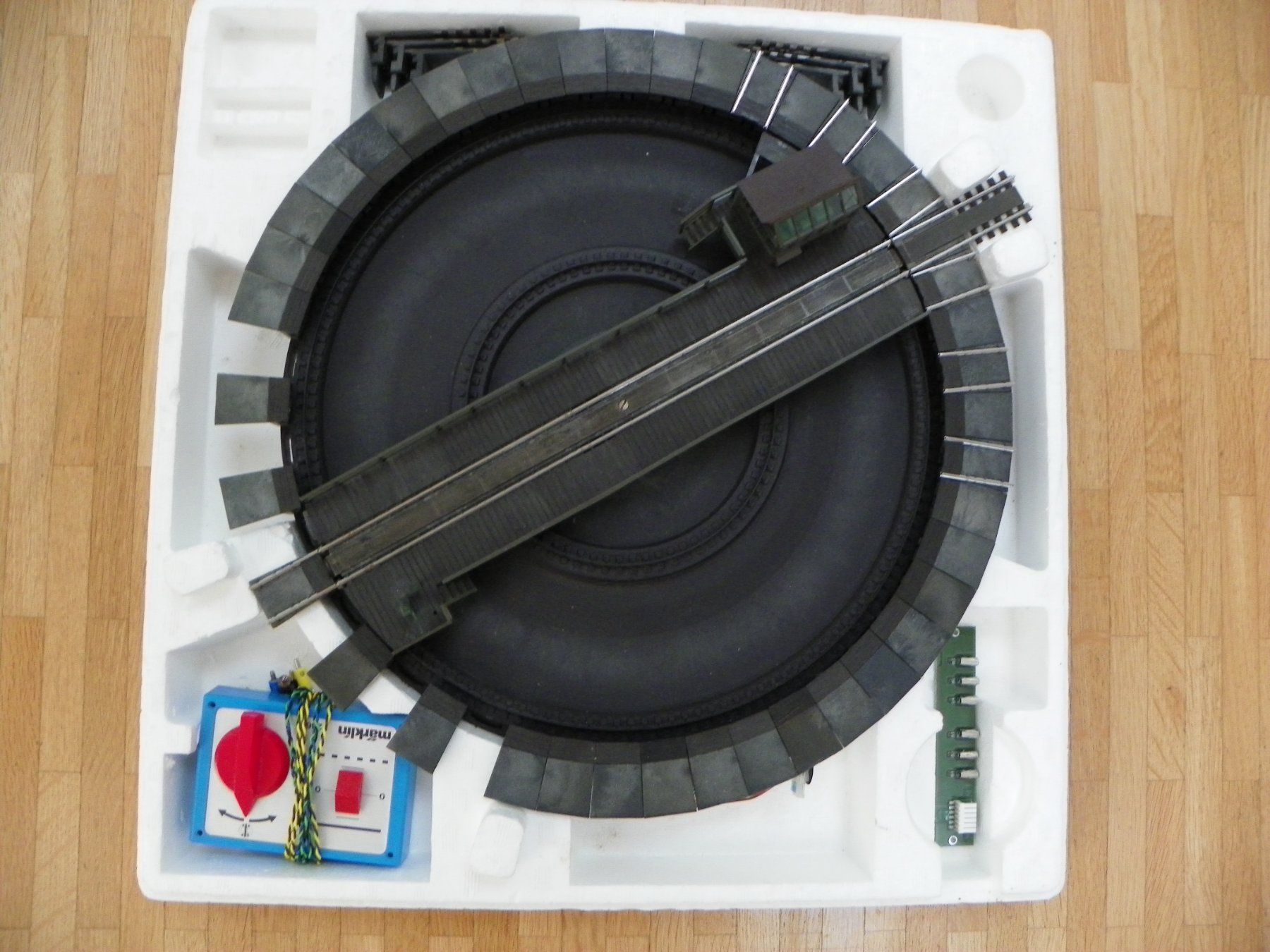 Märklin Modellini di ferrovie: Märklin 7286 Drehscheibe H0 – Usato da Kriens venduto da mel_r9w8 4
