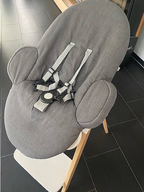 Seggioloni: Stokke Newborn Set mit Hochstuhl – Usato da Obbürgen venduto da Widenrain 1