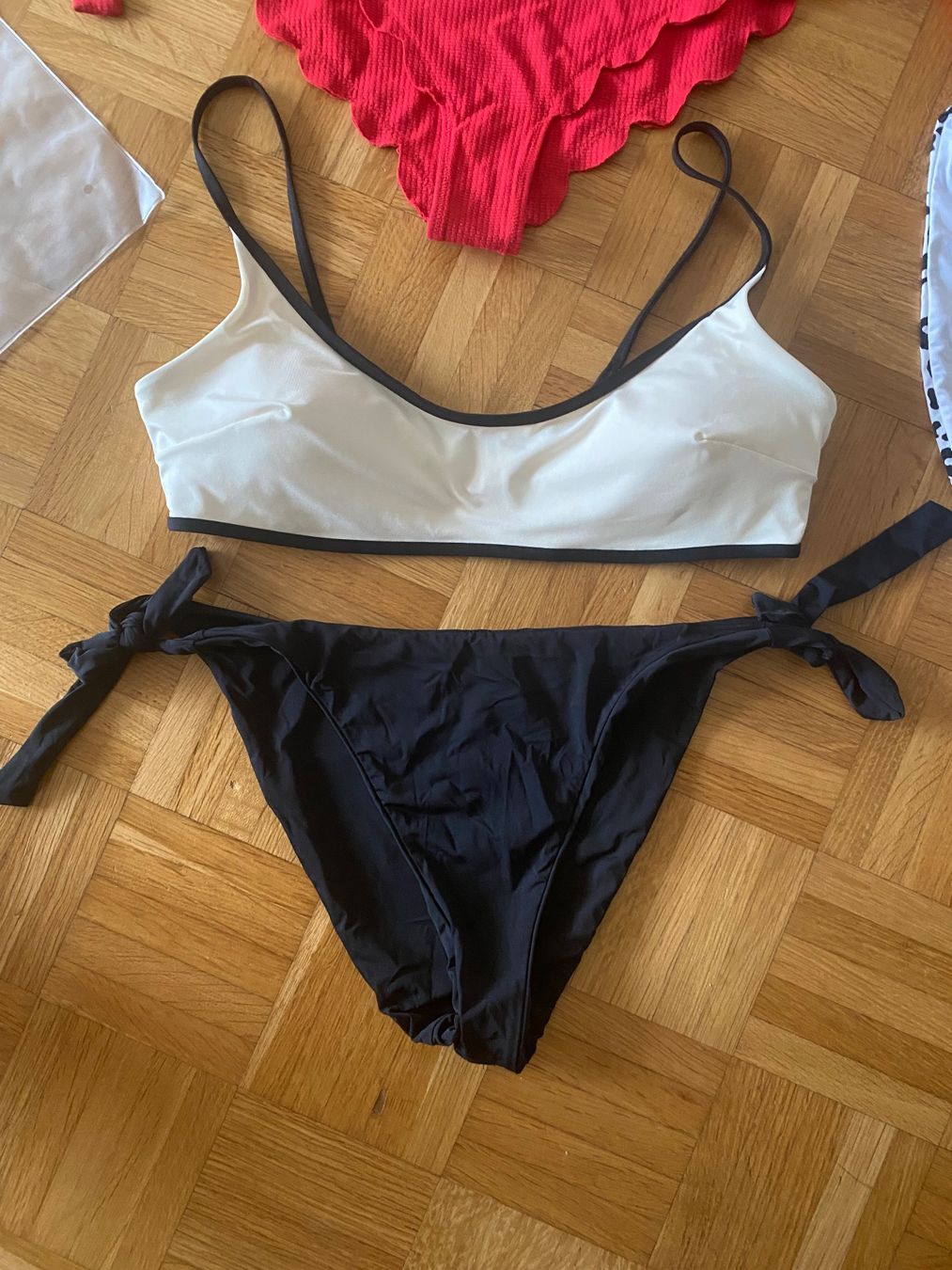 Costumi da bagno & Bikini: Marysia bikini, Calzedonia, H&M – Usato da Zug venduto da estarthyme 5
