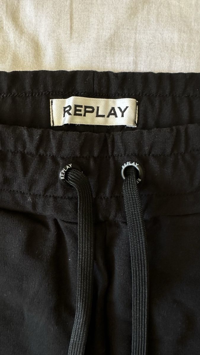 Replay Hosen: Pantaloncino REPLAY – Neu (gemäss Beschreibung) aus Viganello von macrilove 6