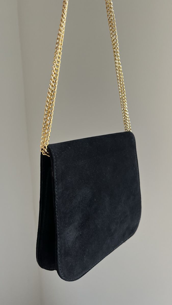 Borse da donna: Borsa a tracolla nera scamosciata con catena dorata – Usato da Lugano venduto da yul_fhg2 6