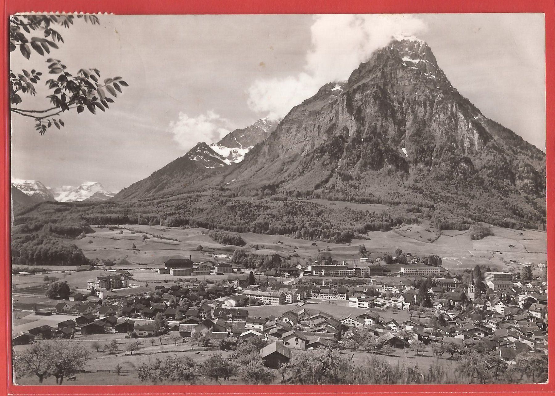 Cartoline postali: Ennenda mit Glärnisch - 1965 – Usato da Fislisbach venduto da Porano