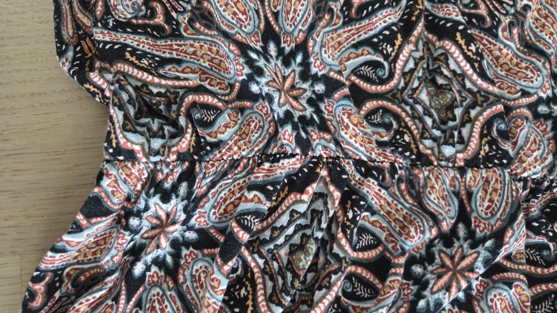 Lascana Vestiti: kurzes Strandkleid – Usato da Einsiedeln venduto da kiphrajaya 2
