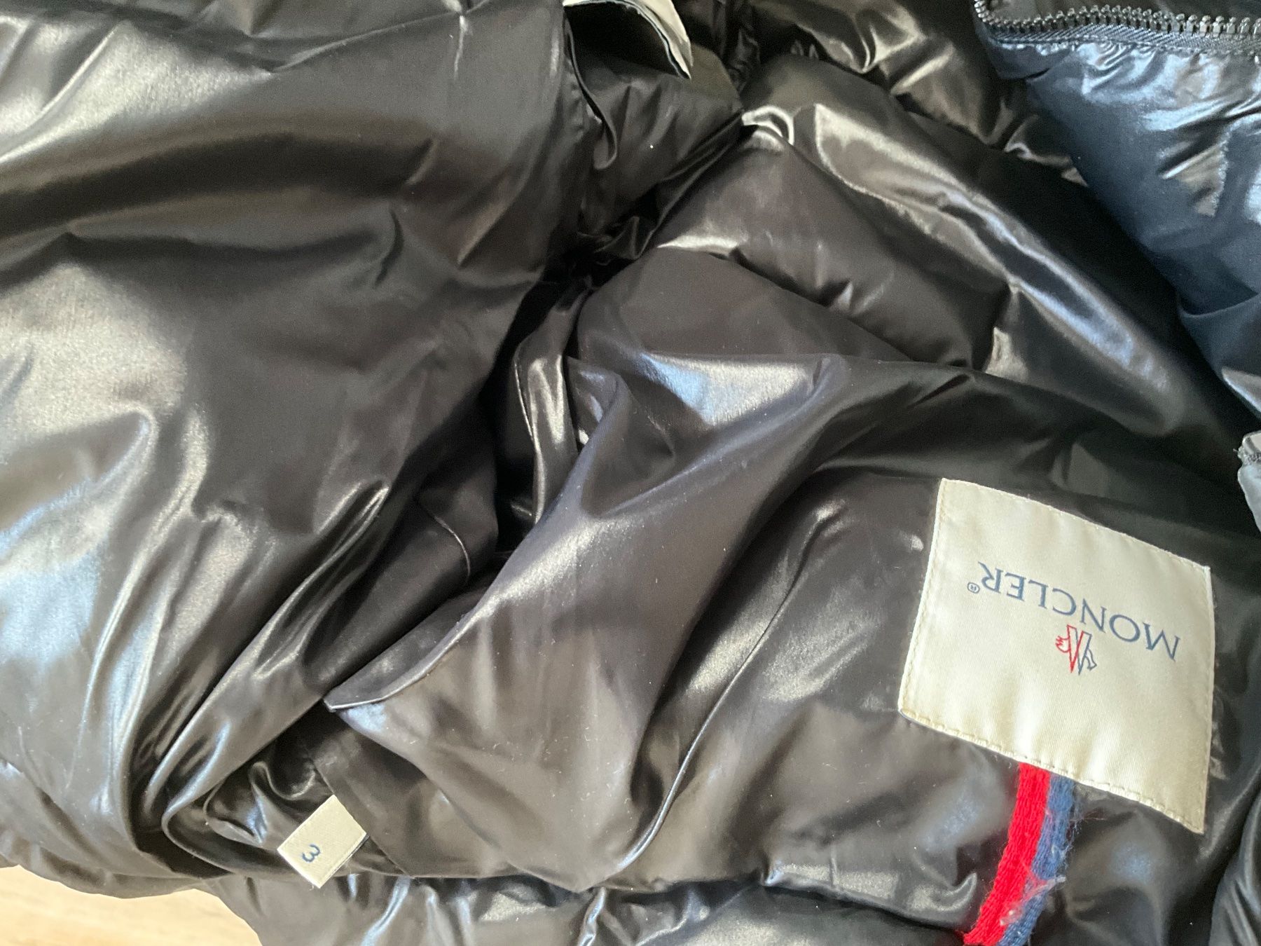 Moncler Jacken: Authentique Doudoune Moncler – Gebraucht aus Vich von babou1972 3
