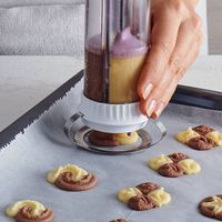 Weihnachtguetzli, Bettybossi Guetzlipresse