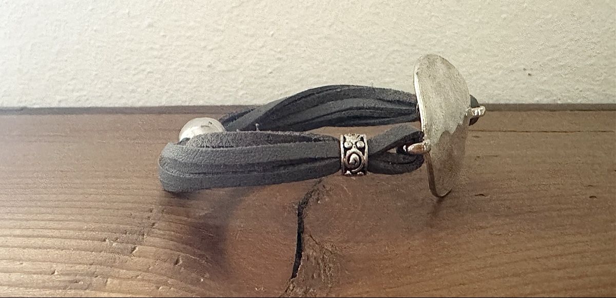 Armbänder & -reifen: Armband – Gebraucht aus Otelfingen von Jupi07 1