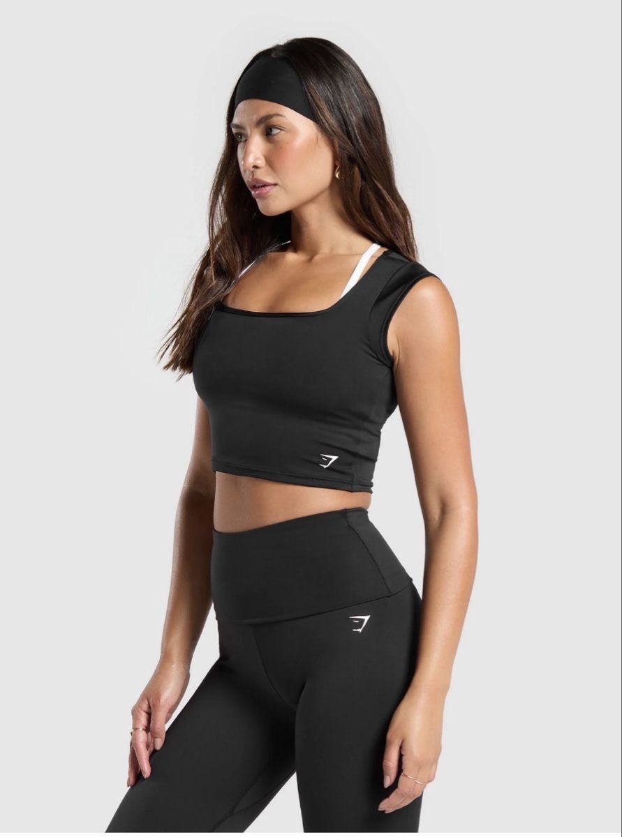 Gymshark Top: Gymshark Crop Top – Usato da BERN venduto da mar_rz79