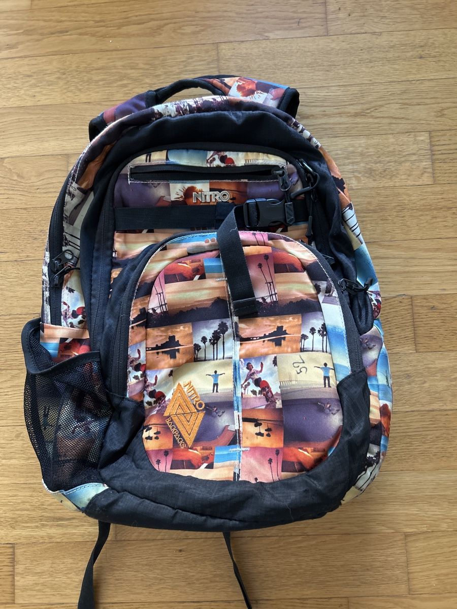 Rucksäcke: Nitro Rucksack - stylischer Schulrucksack - geräumig – Gebraucht aus Wädenswil von Giez33
