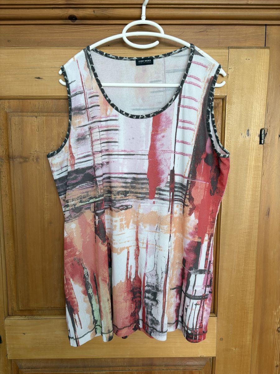 Gerry Weber T-shirts: Gerry Weber: Ärmelloses Shirt – D'occasion à Zürich par jimmy_12